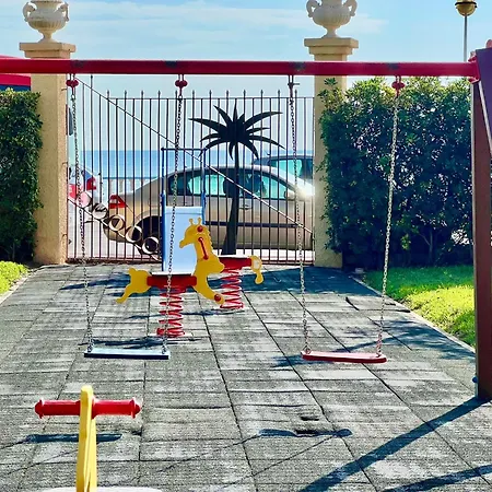 Palm Valley Апартаменты